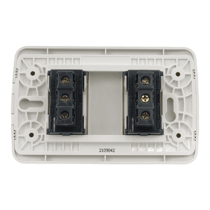 Enchufe Embutido Doble 2p+t 10a blanco / Plata Armado - Lexo