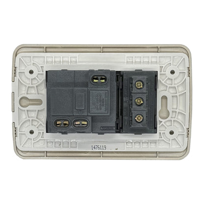 Enchufe Embutido Simple 10a + Enchufe Schuko 10/16a Café / Titanio Armado - Lexo