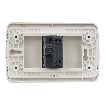 Enchufe Embutido Simple 2p+t 10a café / titanio Armado - Lexo