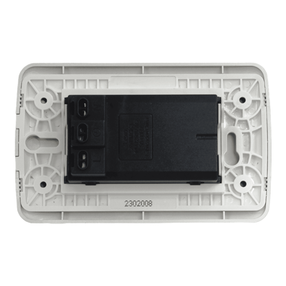 Enchufe Embutido Tríplex 2p+t 10a Blanco / Plata Armado - Lexo