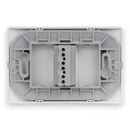 Enchufe Embutido Simple 2p+t 10a Blanco Armado - Btcino
