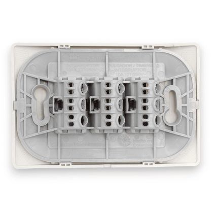 Interruptor Embutido triple 9/32 10a Blanco Armado Luzica - Bticino