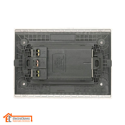 Enchufe Embutido Tríplex 2p+t 10a Silver Andes Armado Metal - Lexo
